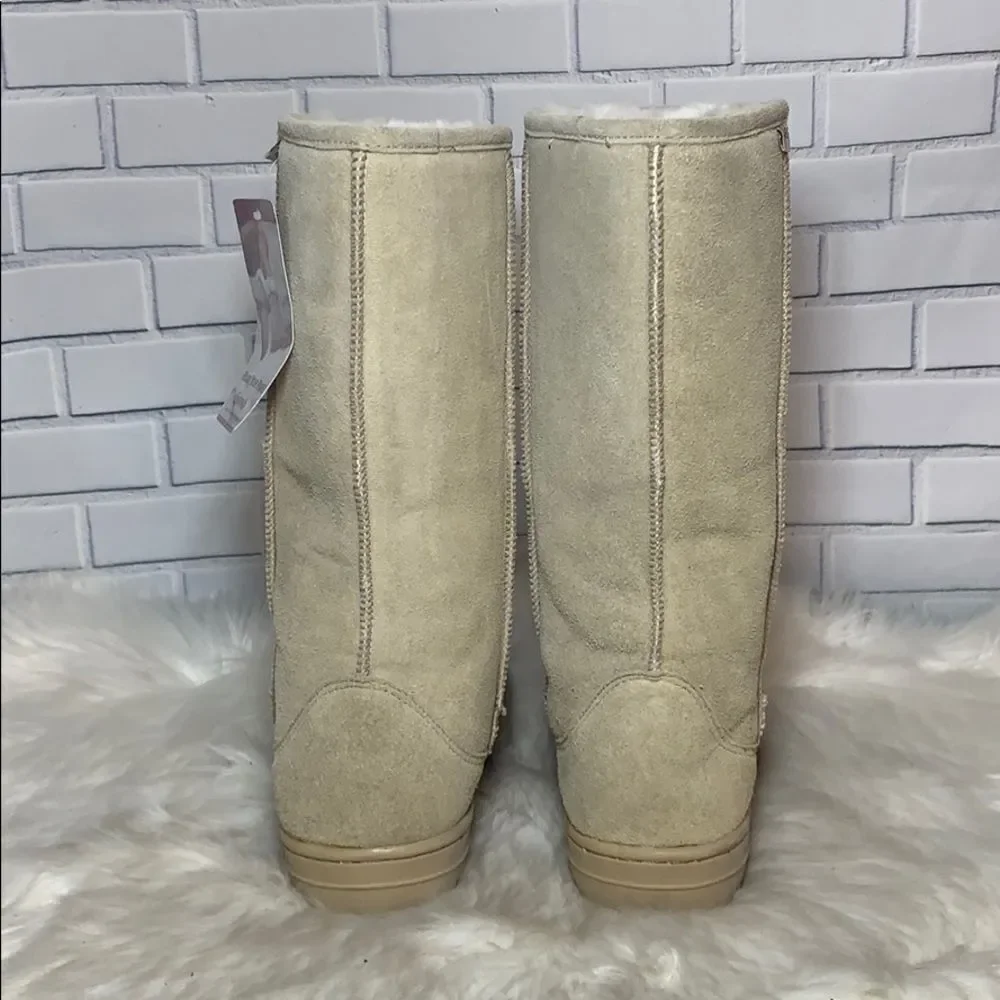 BearPaws NWT Light Tan Suede Boots Sheepskin‎ Lined